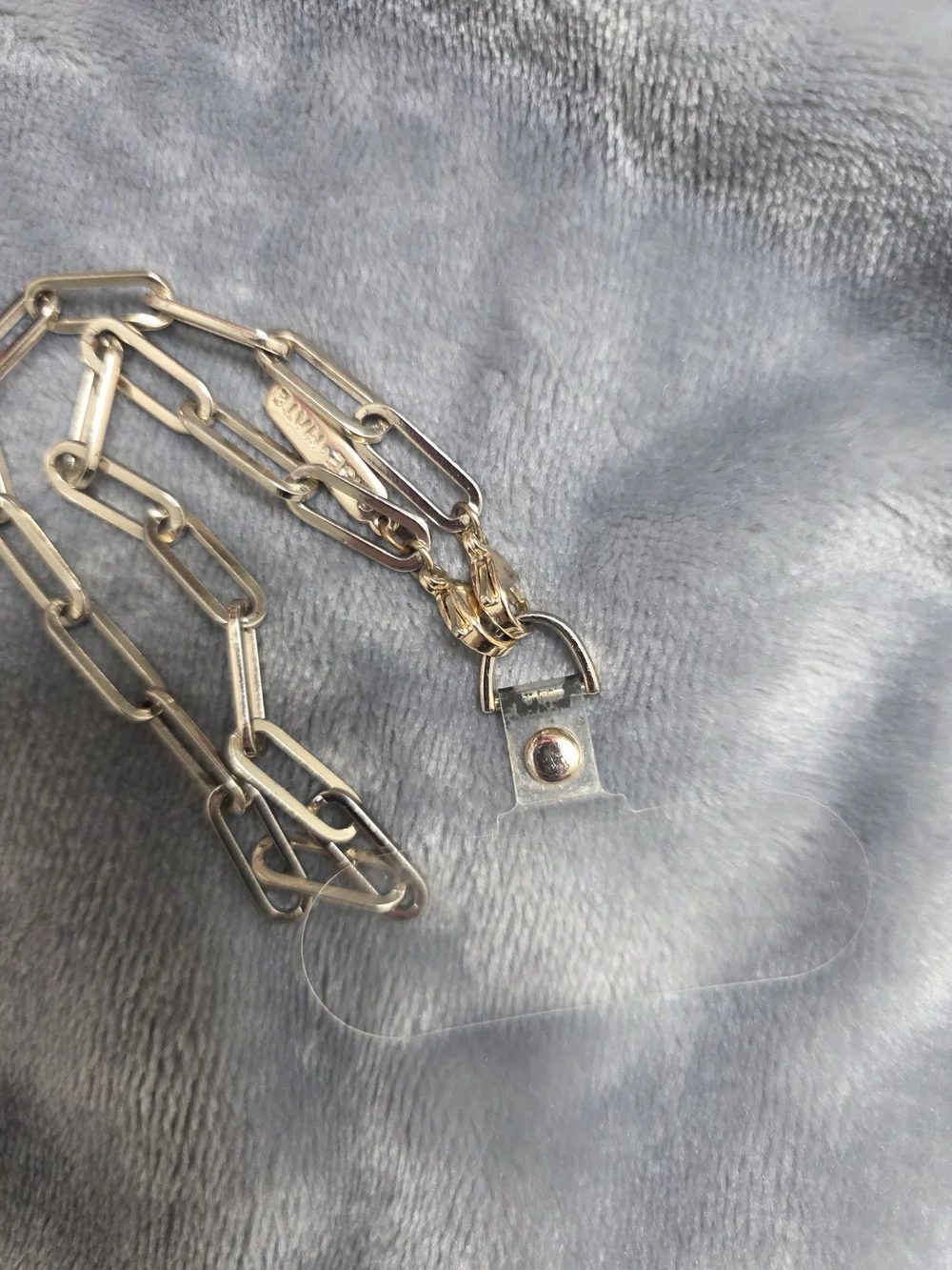 Set Of Phone Chain Holders